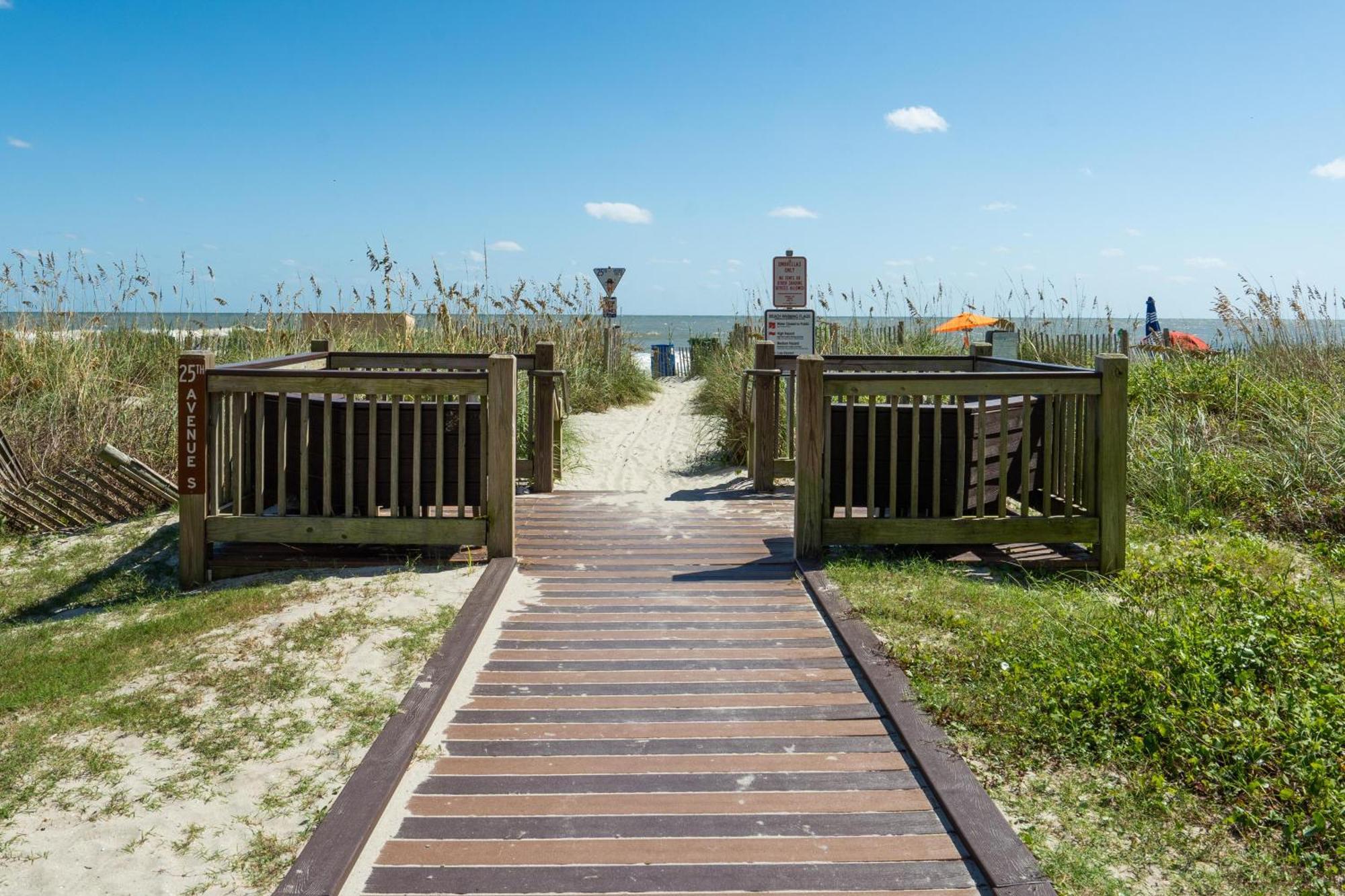 2501 S Ocean Blvd, 0211 - Ocean Front Sleeps 8 Villa Myrtle Beach Exterior photo